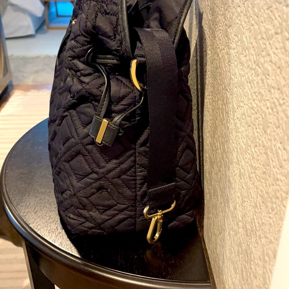 Tory Burch Quilted Bag - Picture 3 of 6